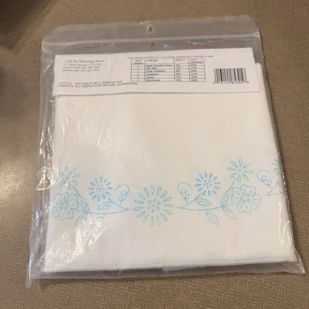 Jack Dempsey Perle Edge Pillowcases